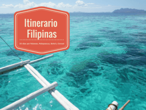 Las aguas cristalinas en nuestro paseo en barco por Coron