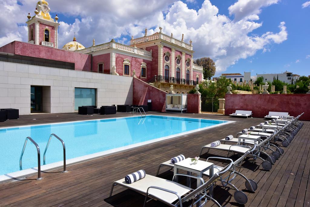 Piscina del palacio de Estoi, foto de Booking