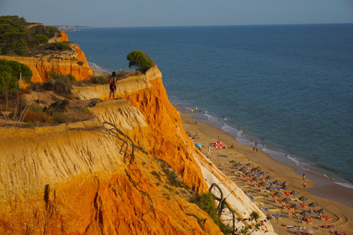 Praia da Falésia o, como nos gusta llamarla, el Tatacoa portugués con mar